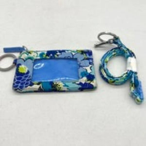 Vera Bradley Zip ID & Lanyard in Blueberry Blooms